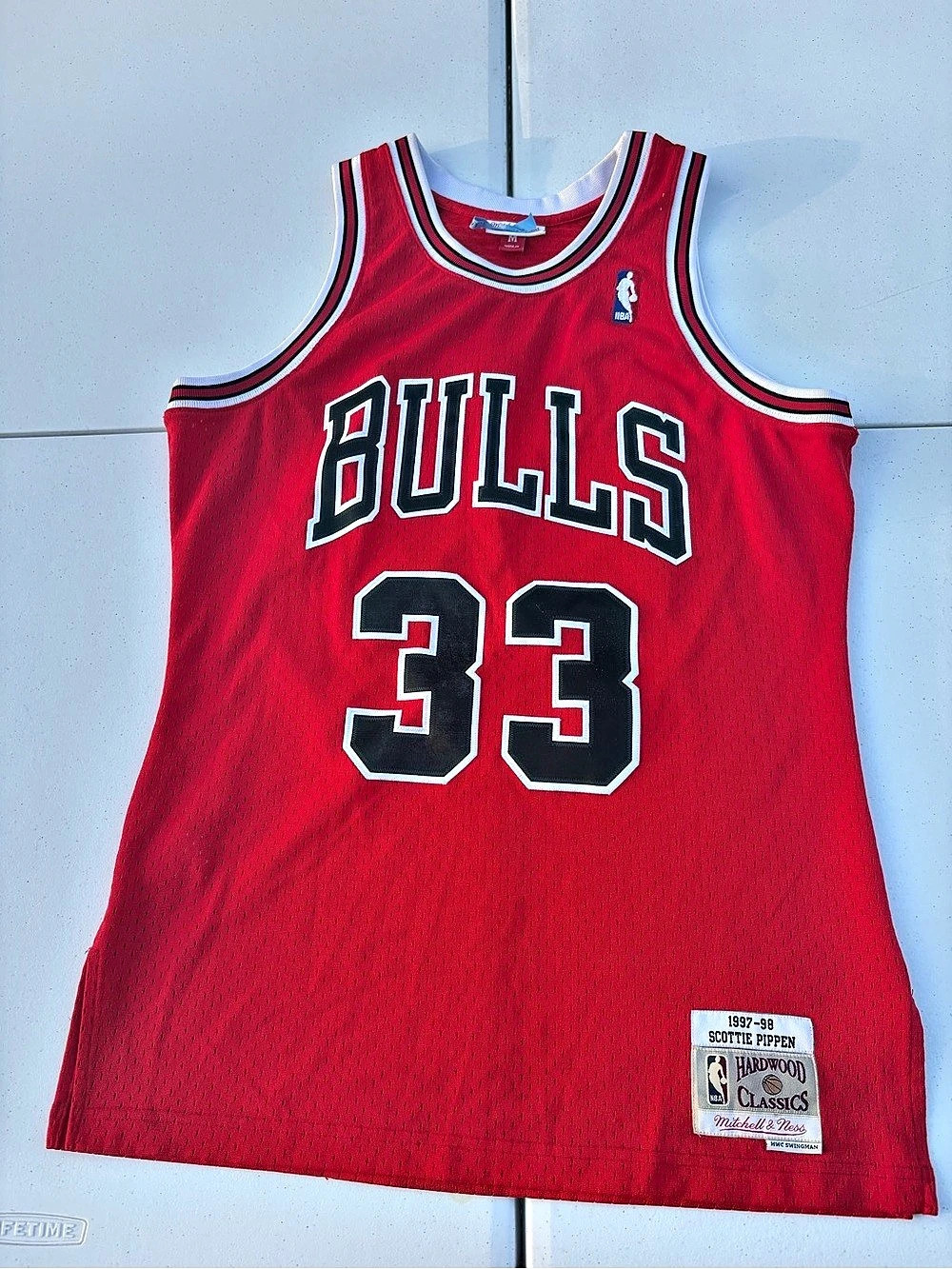 Mitchell & Ness Scottie Pippen 1993-94 Hardwood Classics jersey Red Basketball